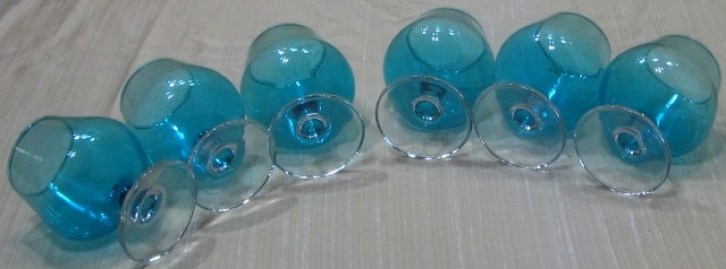 6 copas azules (2)